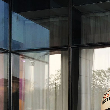 为复古理发店设计男士标志，传统的技艺