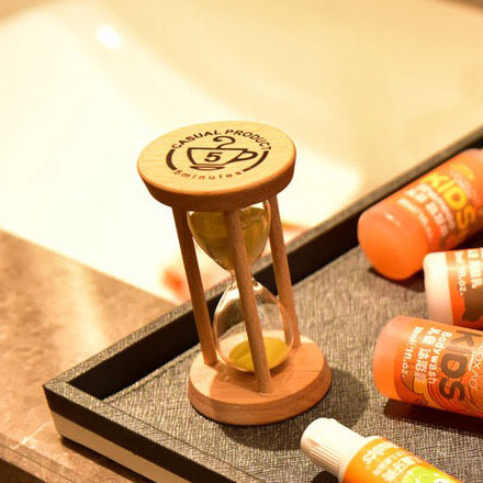 专业logo设计公司 vs 在线生成平台深度对比